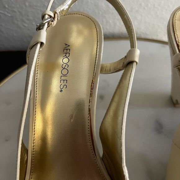 Aerosols Gardenia Sling Back Wedge Heels Fabric Upper Leather Beige Cream New - Picture 2 of 10